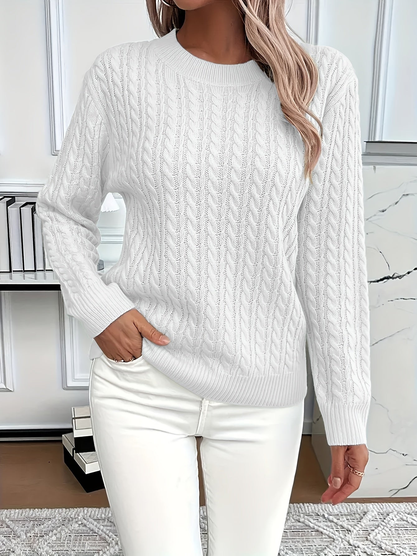 Comfortable Cable Knit Sweater for Women with Crew Neck Long Sleeve Relaxed Oversized Style