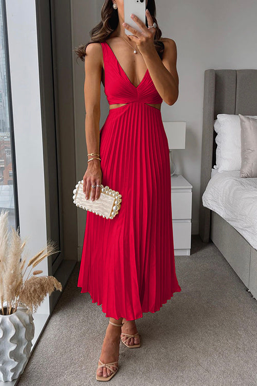 Elegant Pleated Cocktail Dress for Women with V Neck Sleeveless Cutout Waist Flowing Maxi Style