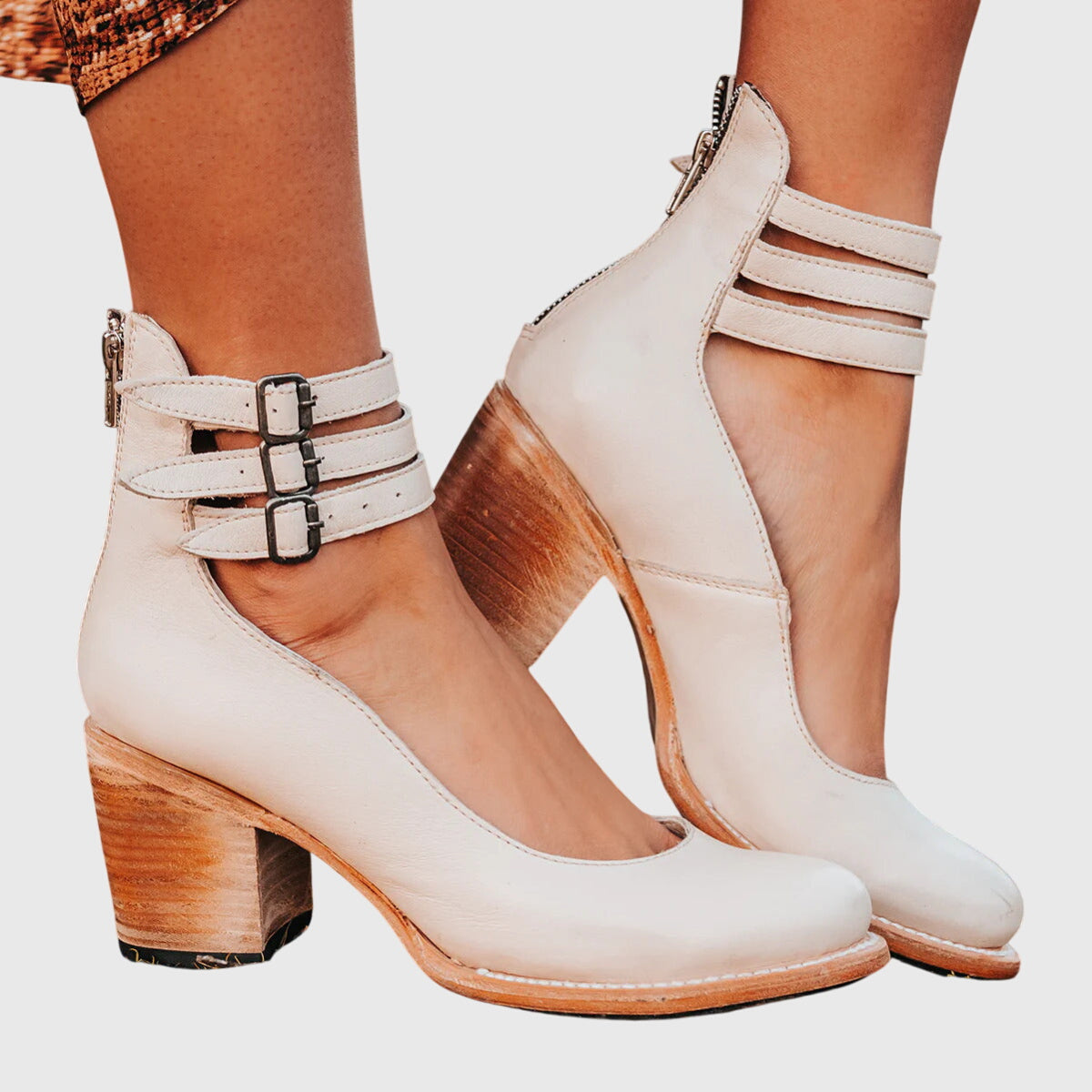 Stylish Snake Print Ankle Strap Heels for Women with Buckle Block Heel Vintage Style