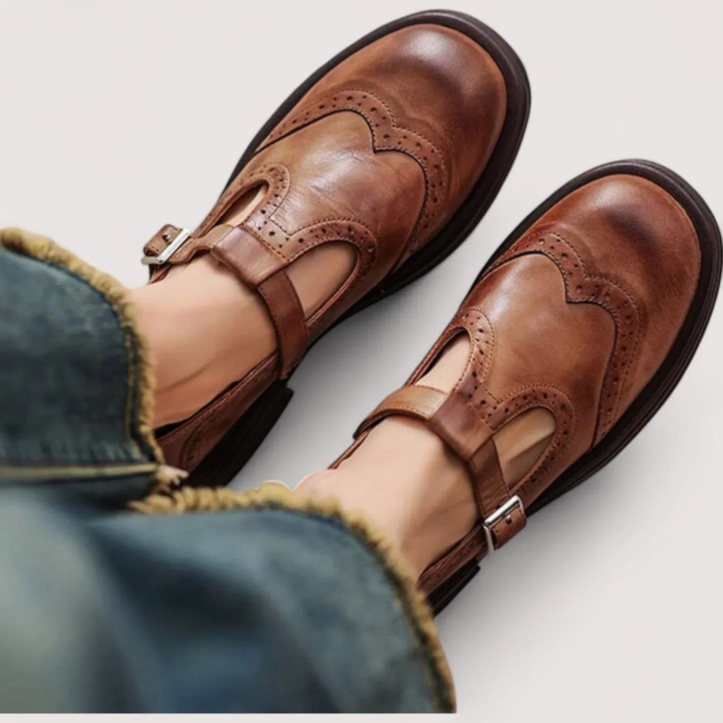 Comfortable Leather Mary Jane Shoes for Women with T Strap Buckle Wingtip Brogue Block Heel Style