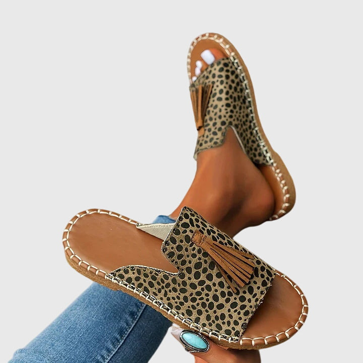 Effortless Tribal Print Toe Ring Sandal for Women with Tassel Flat Boho Style