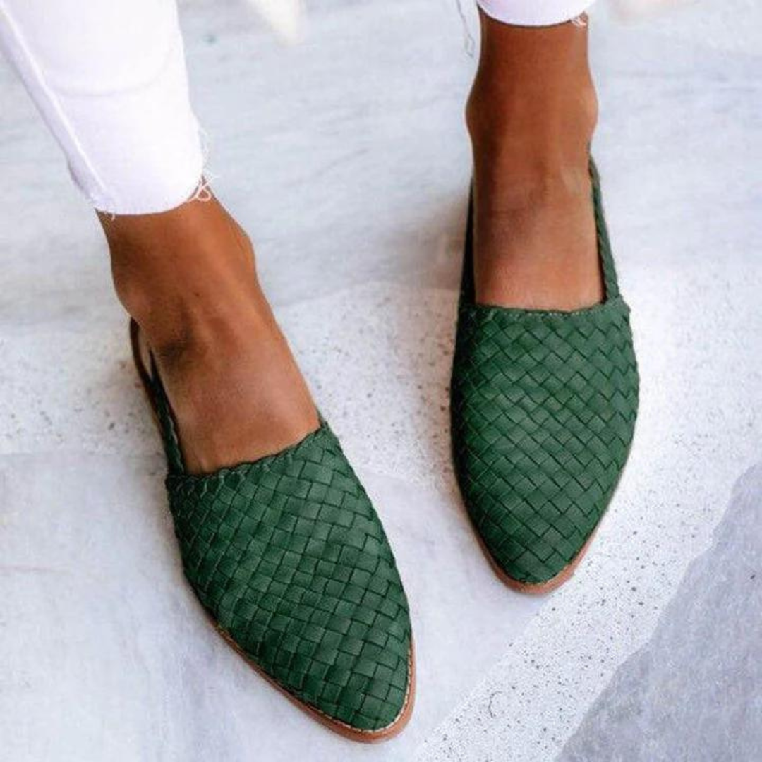 Effortless Woven Leather Flat Mule for Women with Pointed Toe Slingback Strap Braided Style