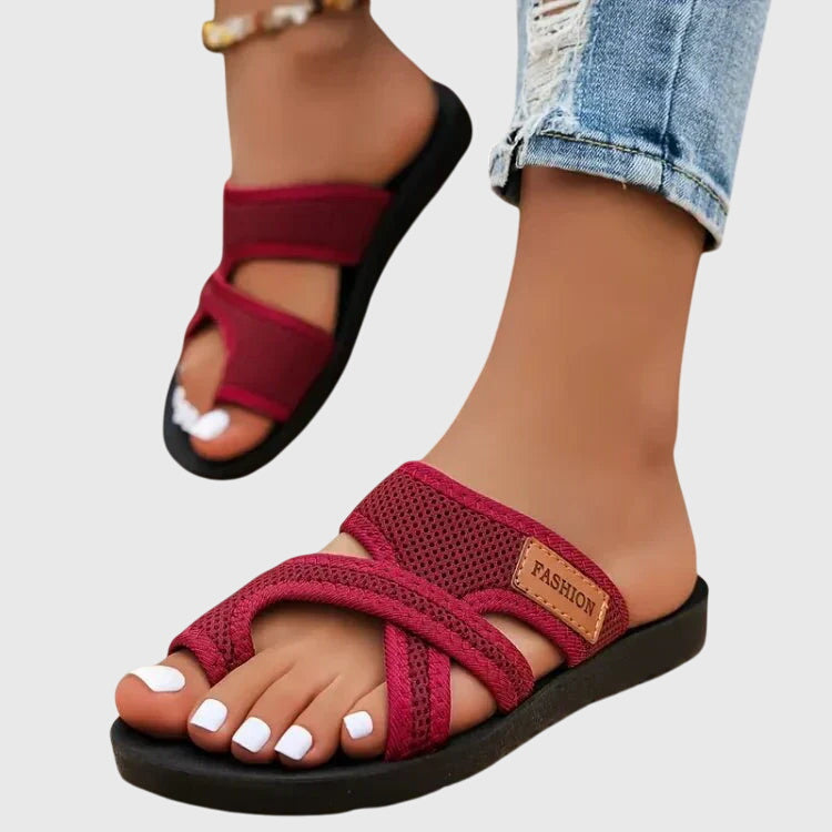 Effortless Mesh Toe Ring Sandal for Women with Crisscross Strap Adjustable Platform Casual Style