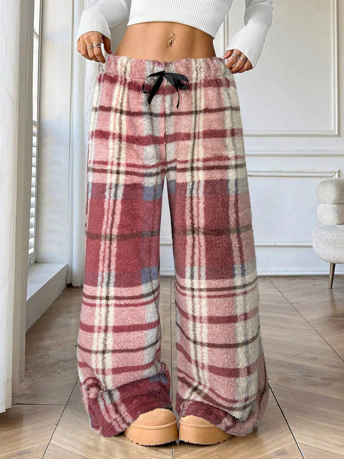 Warm Plaid Wide Leg Sweatpants for Women with Elastic Drawstring Plush Fleece Loungewear Style