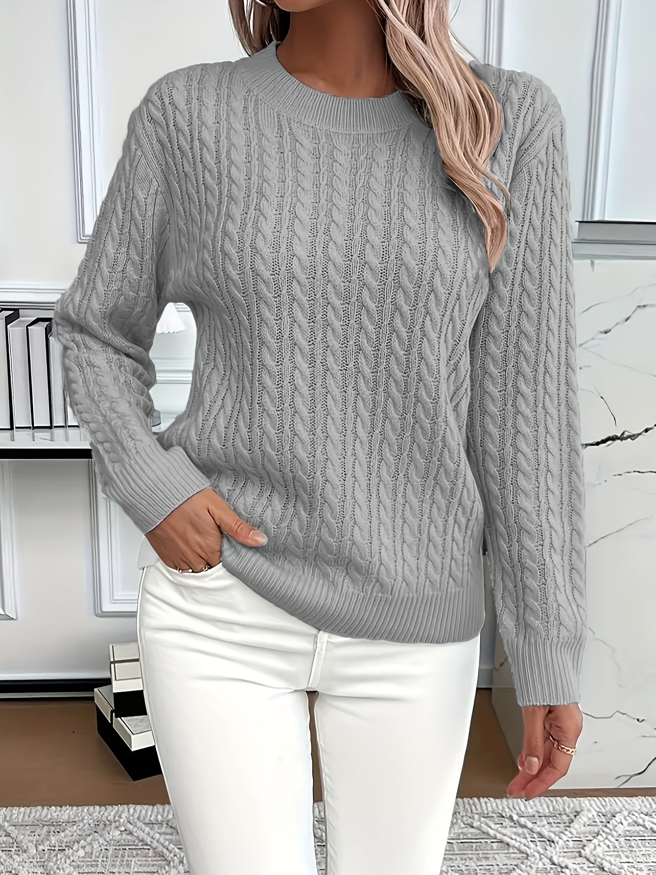Comfortable Cable Knit Sweater for Women with Crew Neck Long Sleeve Relaxed Oversized Style