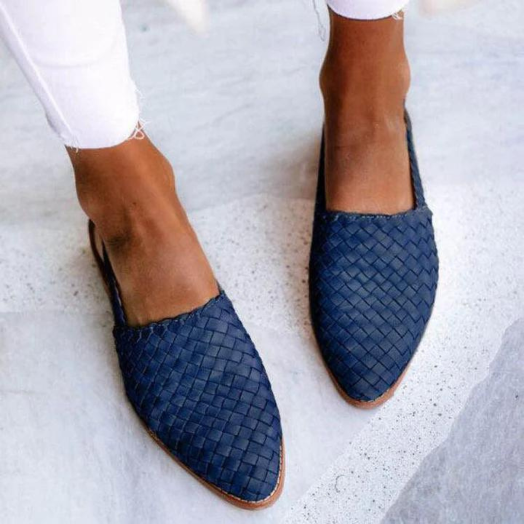 Effortless Woven Leather Flat Mule for Women with Pointed Toe Slingback Strap Braided Style