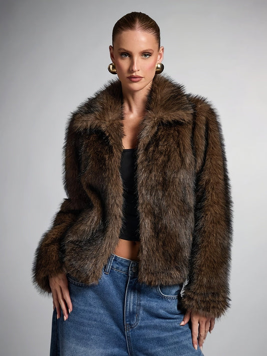 Women's Spread Collar Cropped Faux Fur Coat