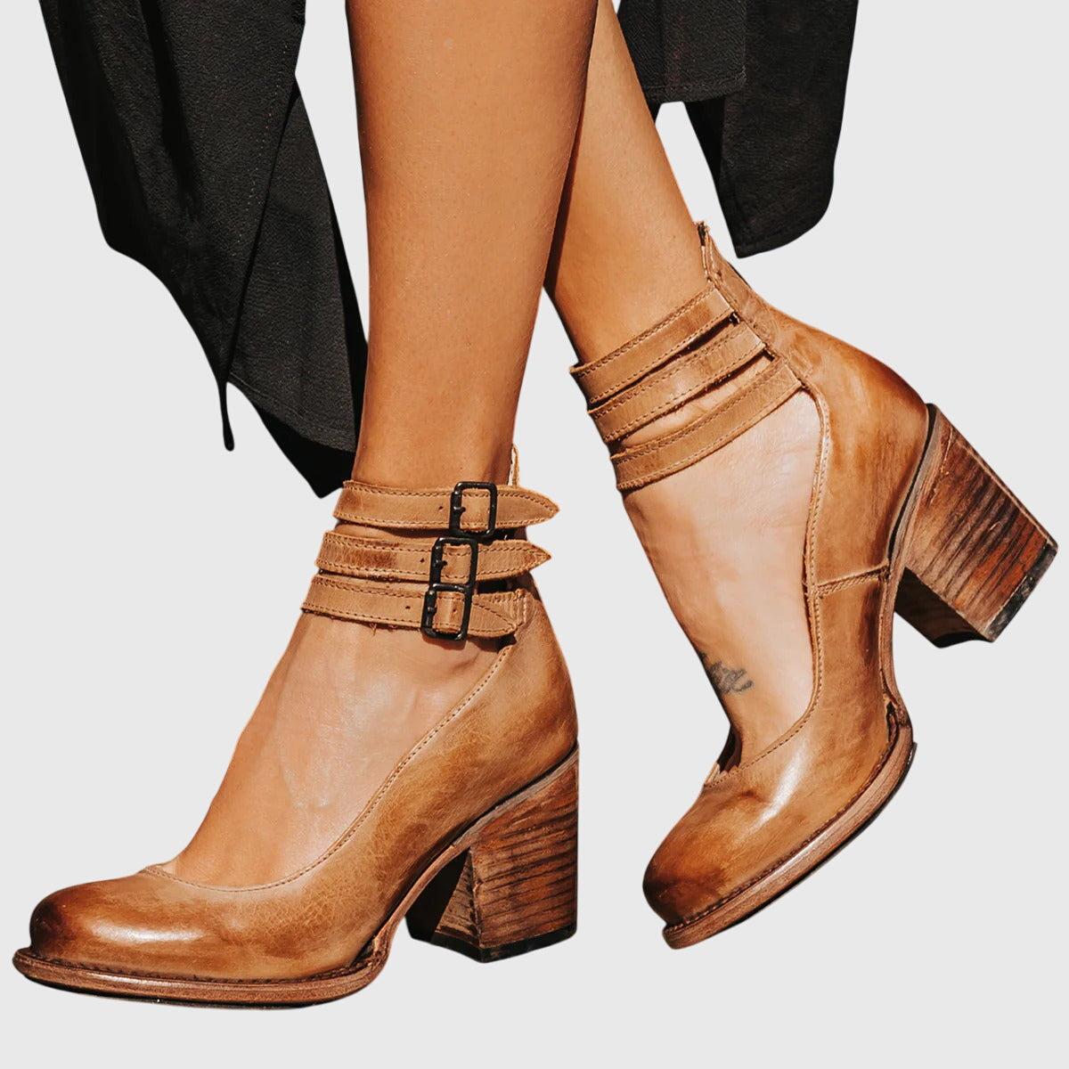 Stylish Snake Print Ankle Strap Heels for Women with Buckle Block Heel Vintage Style