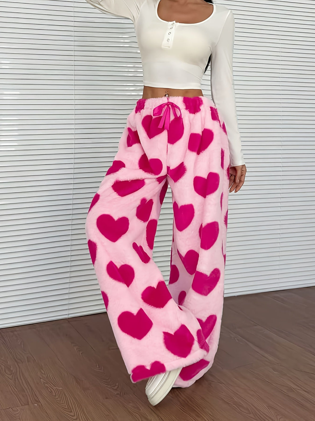 Warm Plaid Plush Sweatpants for Women with Elastic Drawstring Wide Leg Fleece Loungewear Style