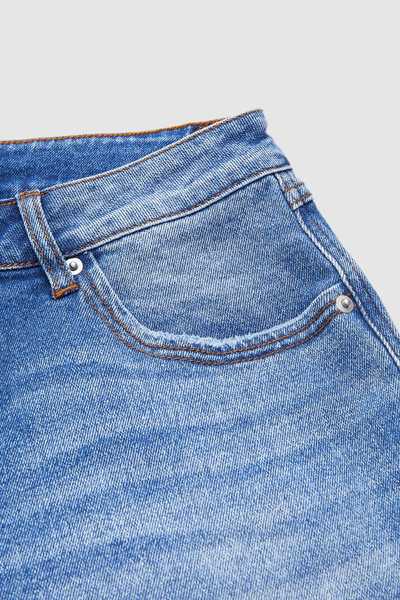 Effortless Wide Leg Jeans for Women with Low Rise Faded Wash Relaxed Casual Style