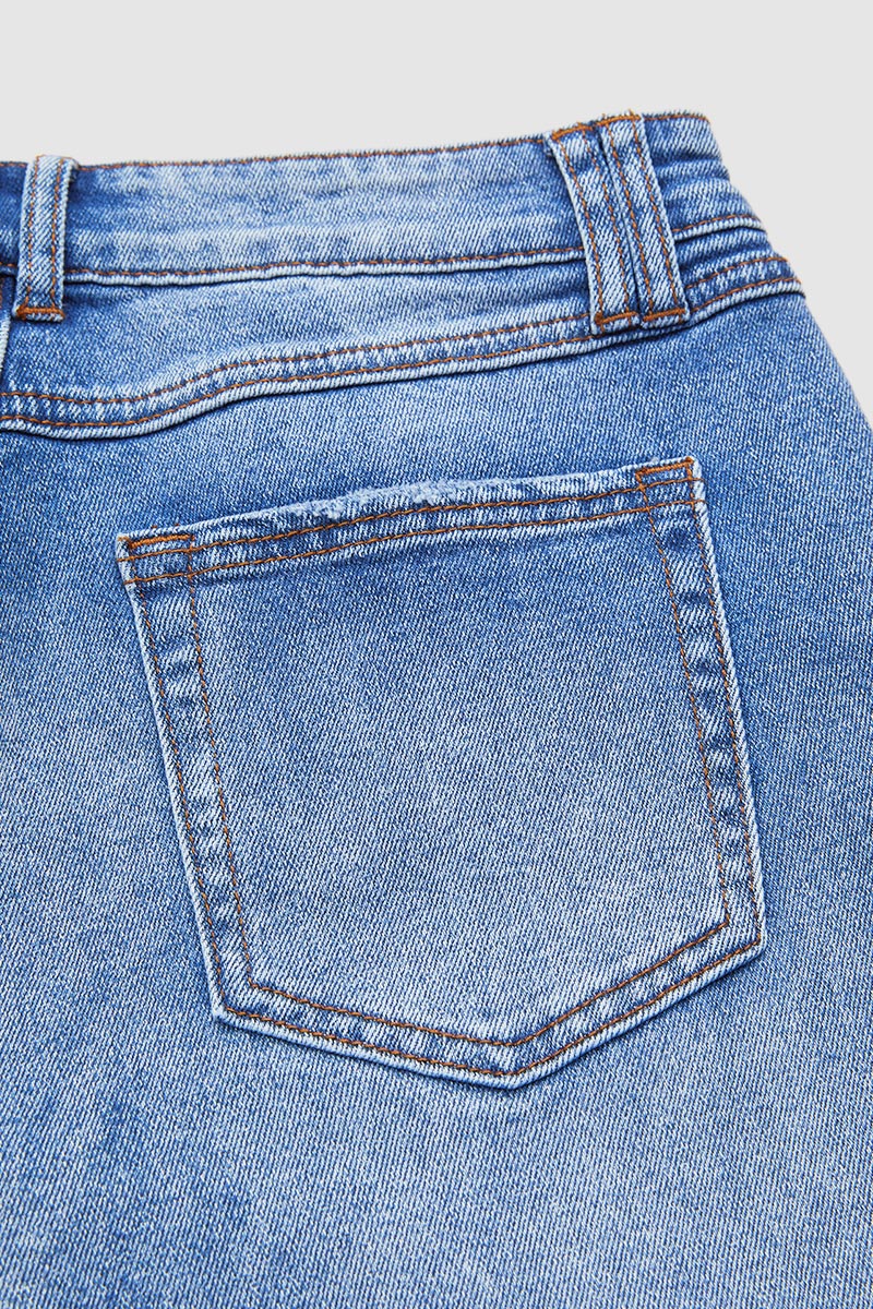 Effortless Wide Leg Jeans for Women with Low Rise Faded Wash Relaxed Casual Style