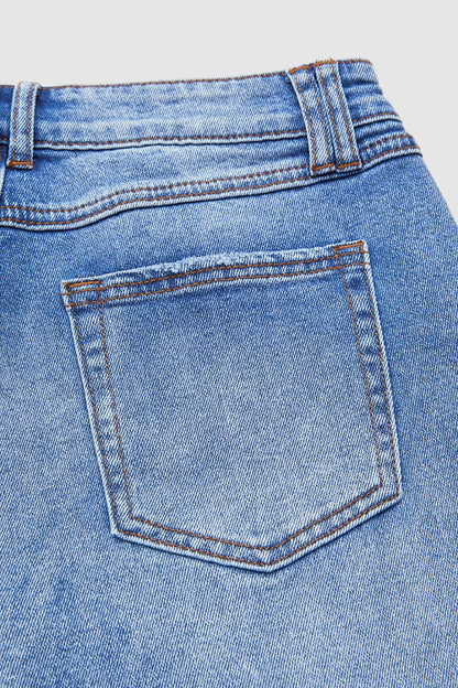 Effortless Wide Leg Jeans for Women with Low Rise Faded Wash Relaxed Casual Style