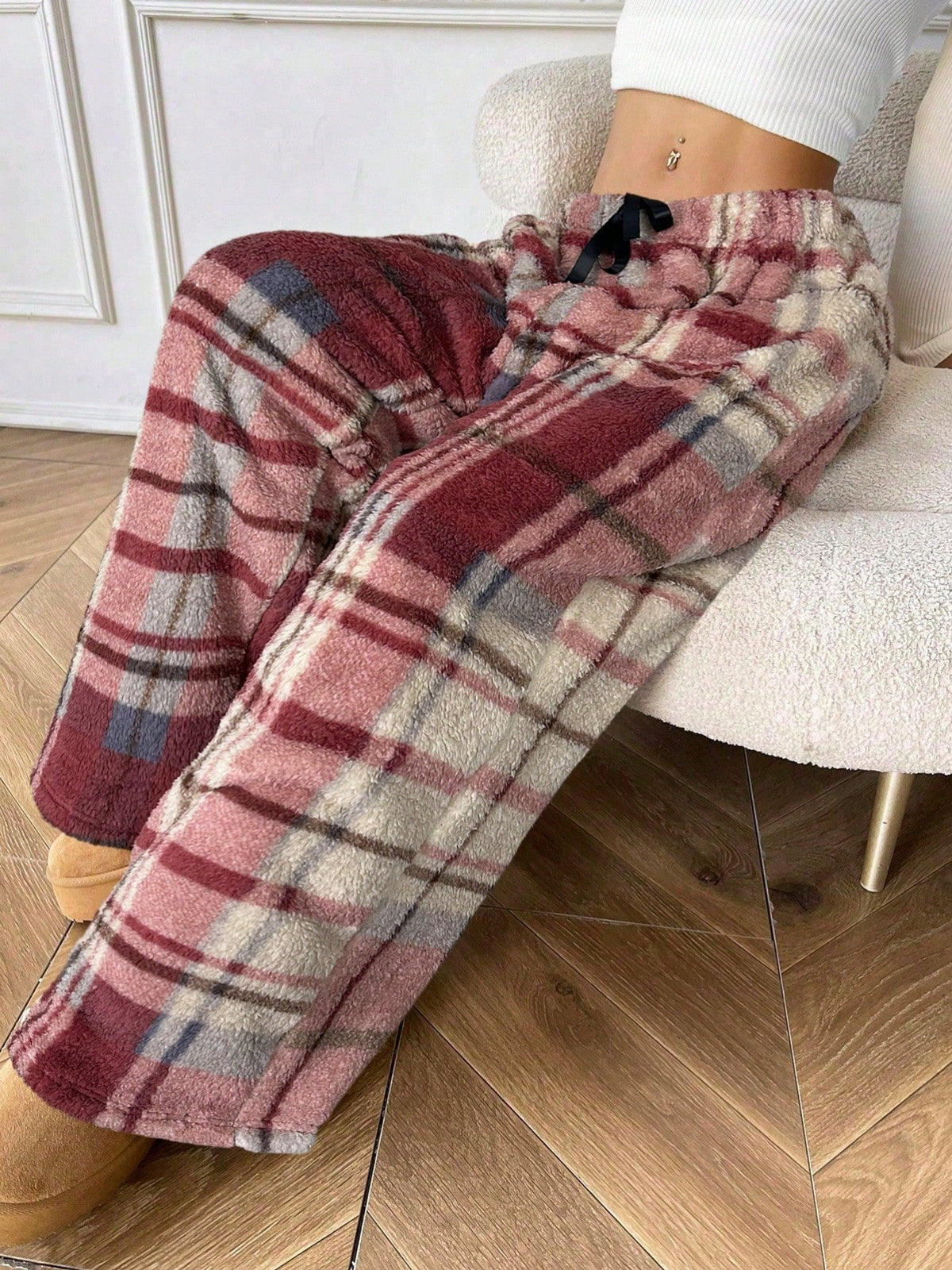 Warm Plaid Wide Leg Sweatpants for Women with Elastic Drawstring Plush Fleece Loungewear Style