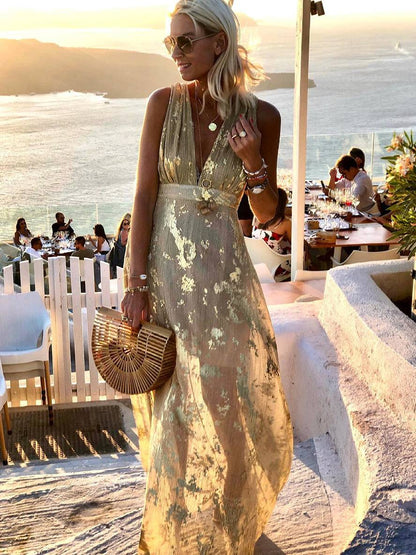 Elegant Metallic Foil Cocktail Dress for Women with V Neck Sleeveless Pleated Maxi Flowing Style