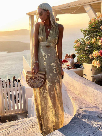Elegant Metallic Foil Cocktail Dress for Women with V Neck Sleeveless Pleated Maxi Flowing Style