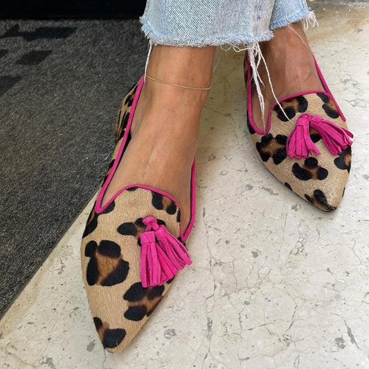Stylish Leopard Print Tassel Loafer Flats for Women with Pointed Toe Pink Suede Trim Style