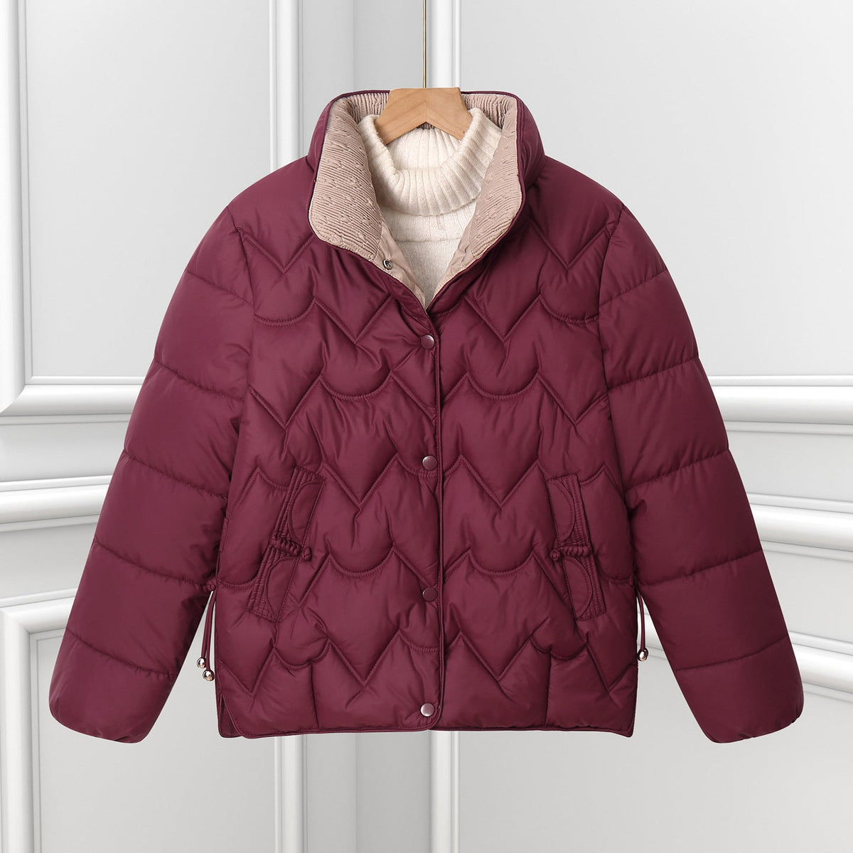 Women's Snap Button Wave Quilted Puffer Jacket