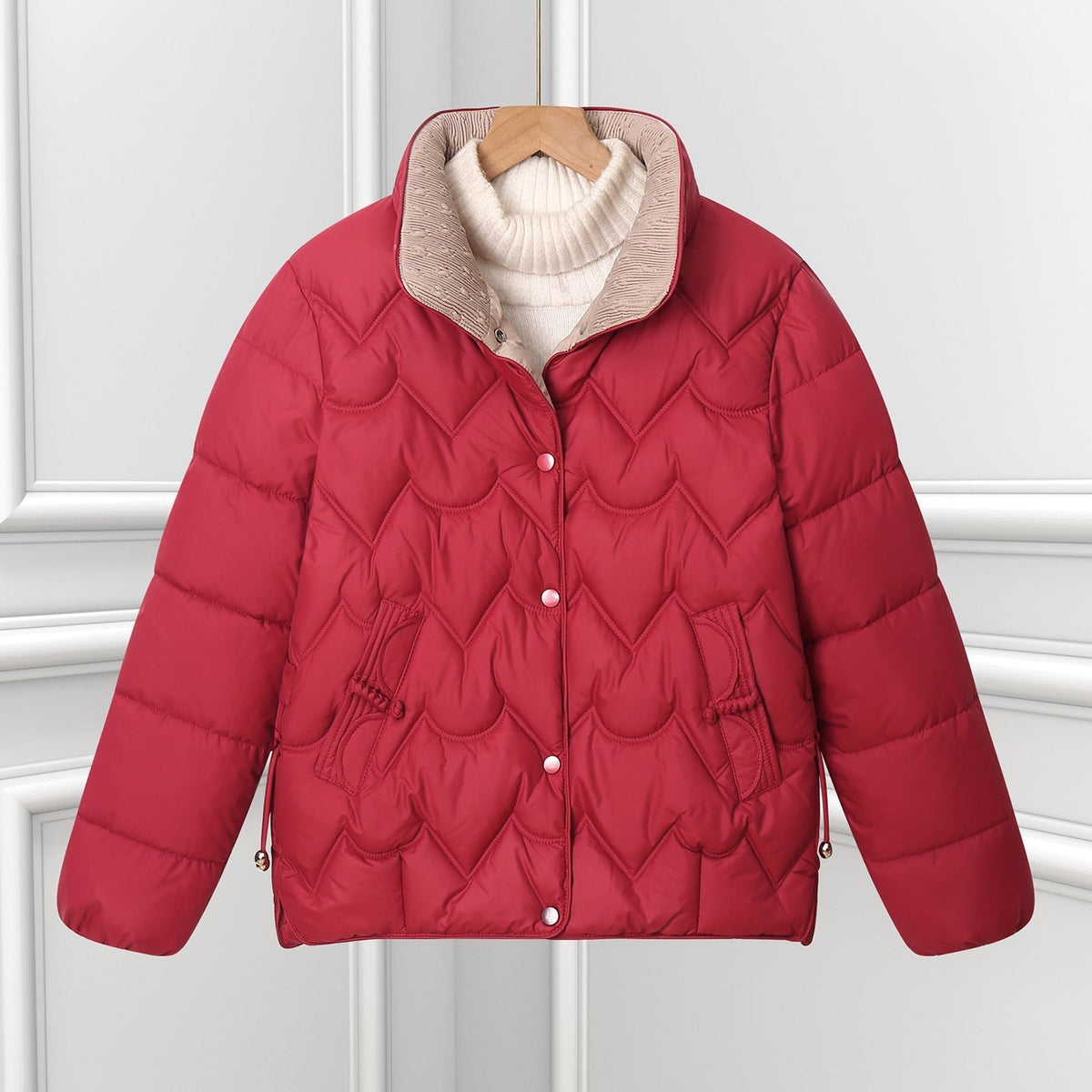 Women's Snap Button Wave Quilted Puffer Jacket