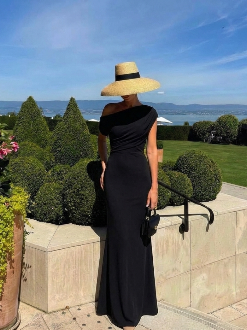 Elegant Black Draped Autumn Wedding Guest Dress for Women with One Shoulder Ruched Mermaid Formal Style