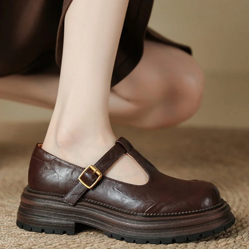 Elegant Leather Mary Jane Platform Shoe for Women with T Strap Buckle Chunky Sole Vintage Style