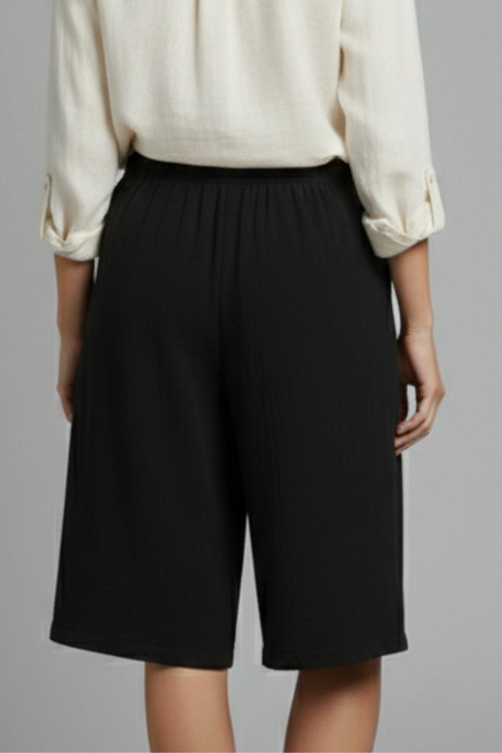 Effortless Textured Bermuda Shorts for Women with Elastic Waist Wide Leg Button Detail Relaxed Style