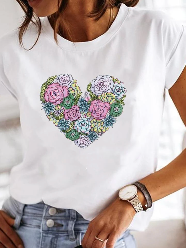 Effortless Graphic Print Tee for Women with Crew Neck Cap Sleeve Relaxed Casual Style