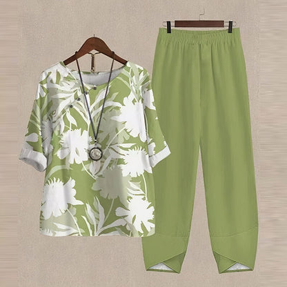 Effortless Printed Two Piece Set for Women with Round Neck Elbow Sleeve Relaxed Casual Style