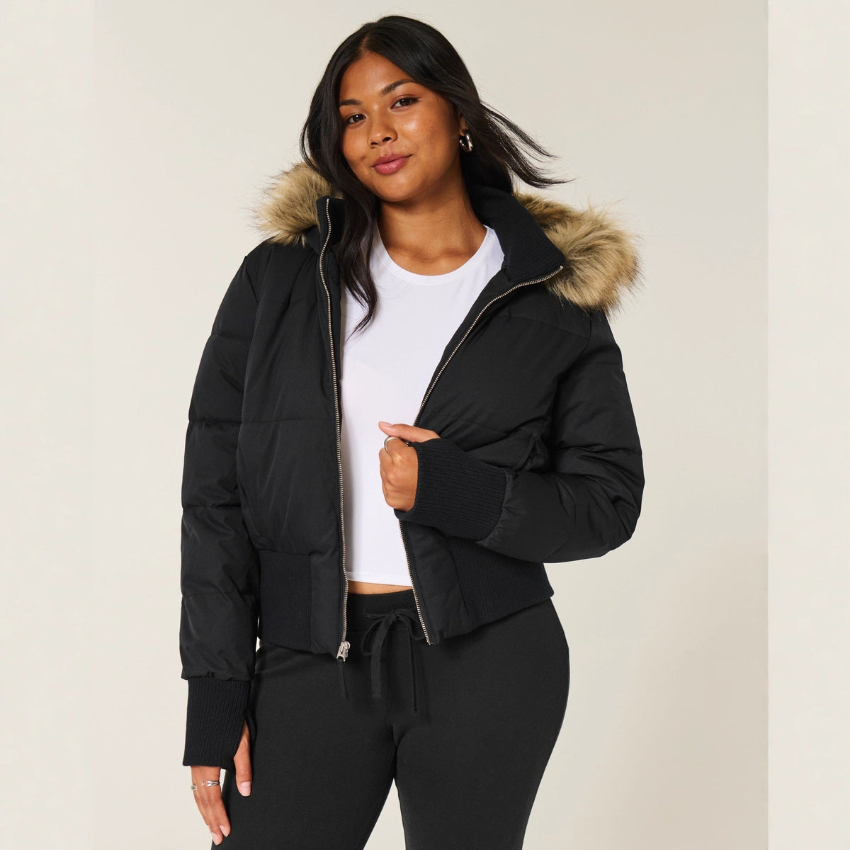Women's Cropped Faux Fur Hood Puffer Jacket