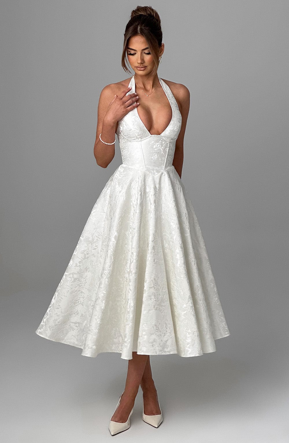 Elegant Pink Jacquard Autumn Wedding Guest Dress for Women with Halter Sweetheart Neckline Lace Up Back Fit Flare Style