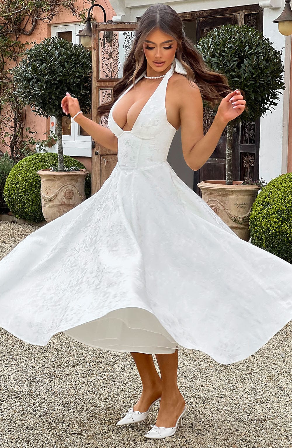 Elegant Pink Jacquard Autumn Wedding Guest Dress for Women with Halter Sweetheart Neckline Lace Up Back Fit Flare Style