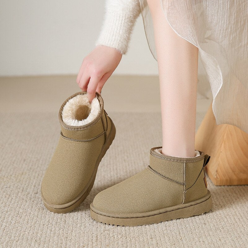 Women's Fleece Lined Platform Snow Boots