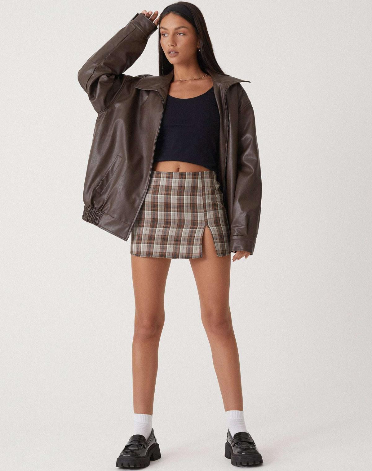 Elegant Brown Oversized Faux Leather Jacket for Women with Spread Collar Zip Front Relaxed Daily Style
