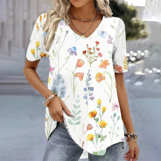 Effortless Floral Tunic for Women with V Neck Short Sleeve Curved Hem Flowing Style