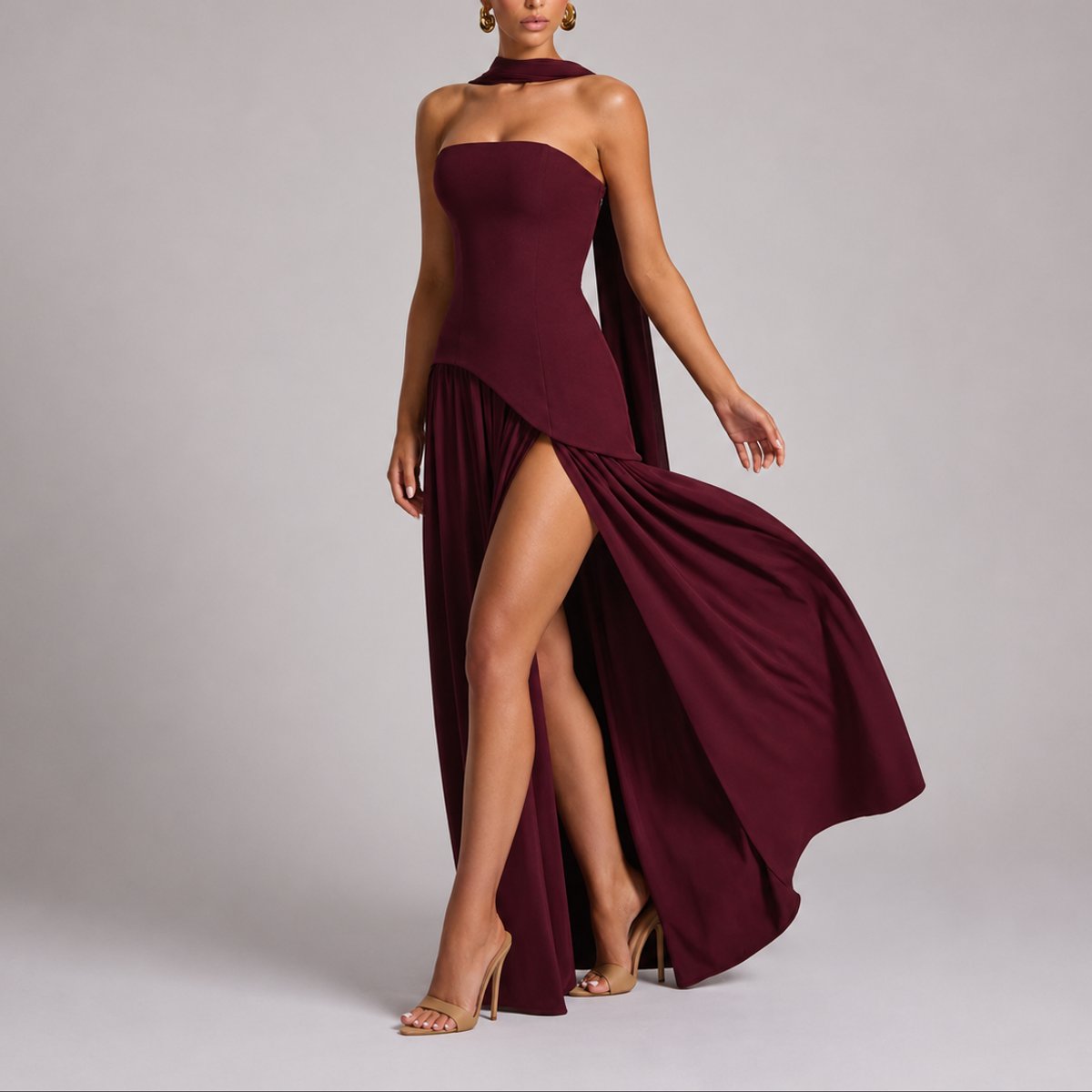 Elegant Draped Autumn Wedding Guest Dress for Women with Halter Strapless Lace Up High Slit Formal Style