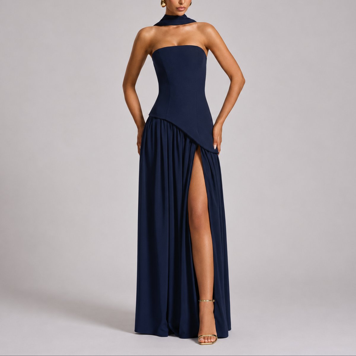 Elegant Draped Autumn Wedding Guest Dress for Women with Halter Strapless Lace Up High Slit Formal Style